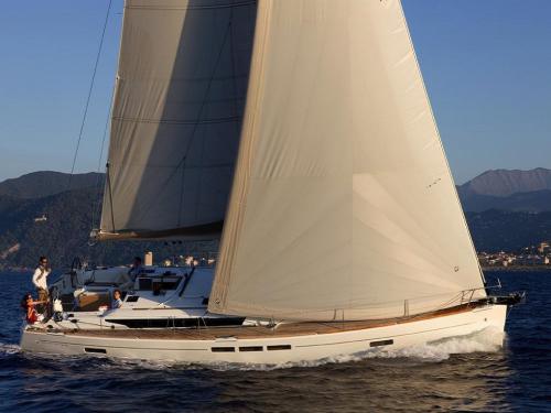 Sailing boat Sun Odyssey 519 for rent in Marina La Lonja