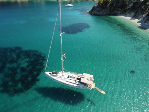 Yacht Sun Odyssey 519 Yachtcharter in Benitses Marina