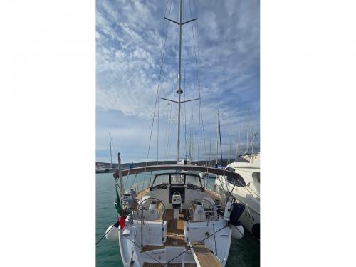 Sailing boat Sun Odyssey 52.2 for rent in Rosignano Solvay