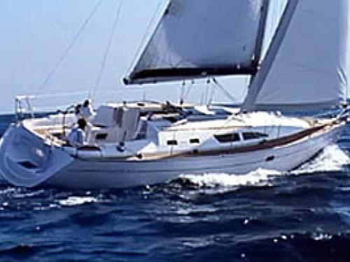 Yacht Sun Odysssey 37 - Sailboat Charter Ermoupoli