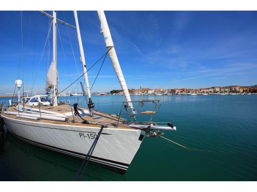 Yacht Swan 62 available for charter in Sibenik