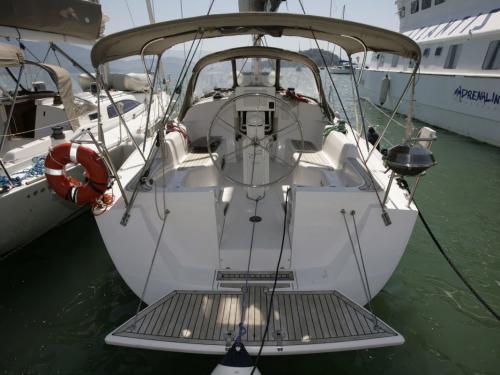 Yacht Wind 34 available for charter in Paraty