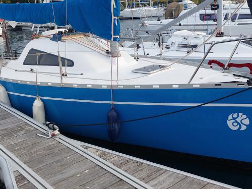 Sailing boat Yatlant 24 for hire in Baiona