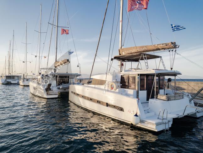 Cat Bali 4.1 for charter in Piso Livadi