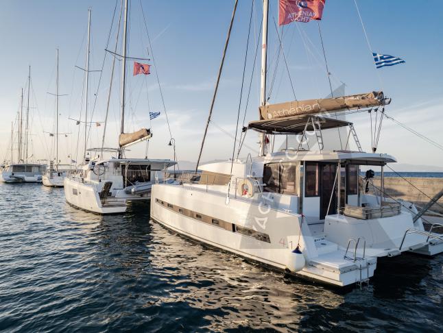 Kat Bali 4.1 chartern in Marina Piso Livadi