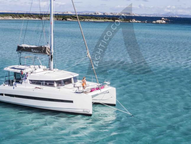 Catamaran Bali 4.1 for hire in Athens