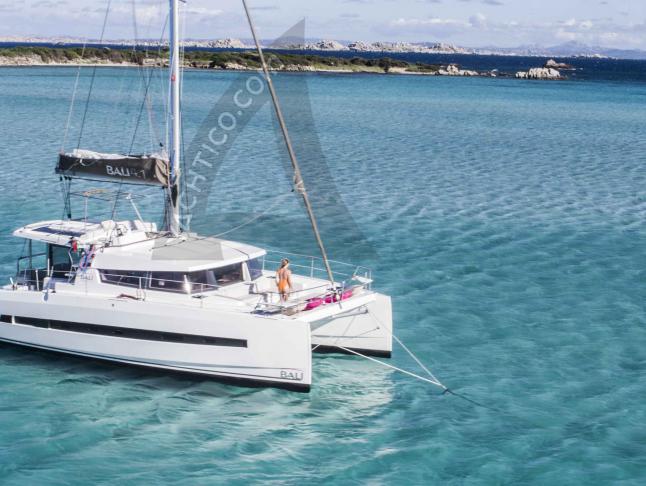 Kat Bali 4.1 Yachtcharter in Marina Alimos Kalamaki