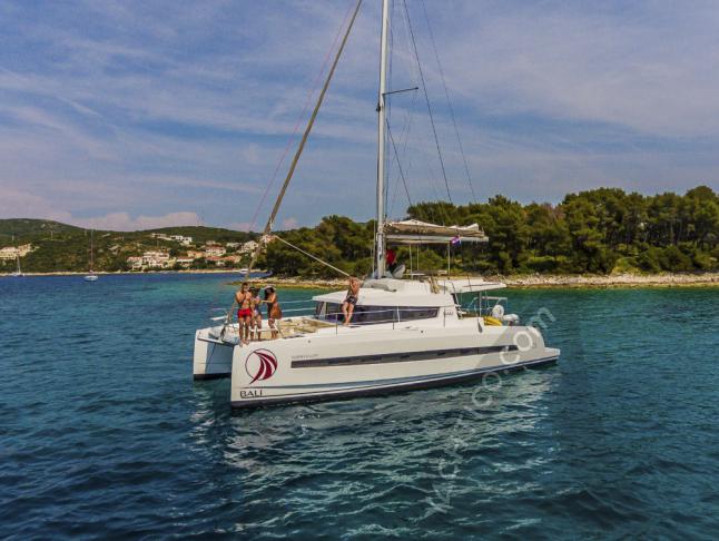 Catamaran Bali 4.3 available for charter in Marina Kornati