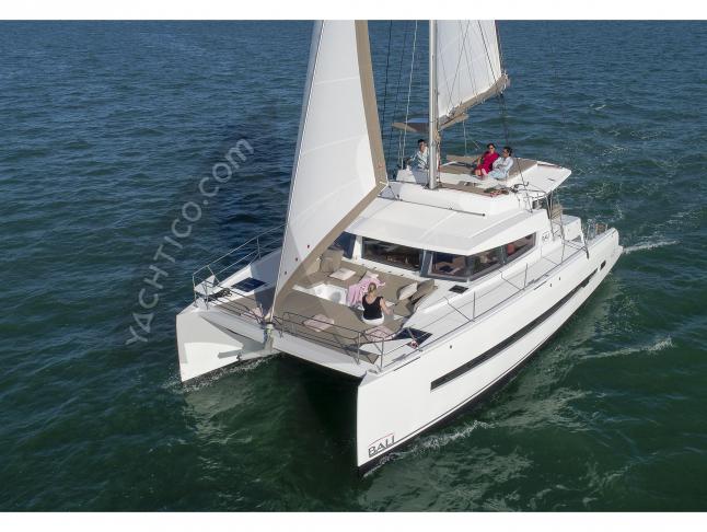Cat Bali 4.3 available for charter in Kastel Gomilica