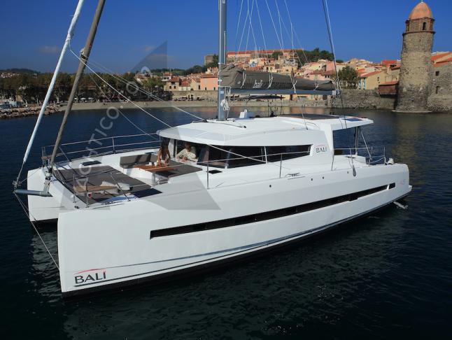 Kat Bali 4.5 chartern in SCT Marina Trogir