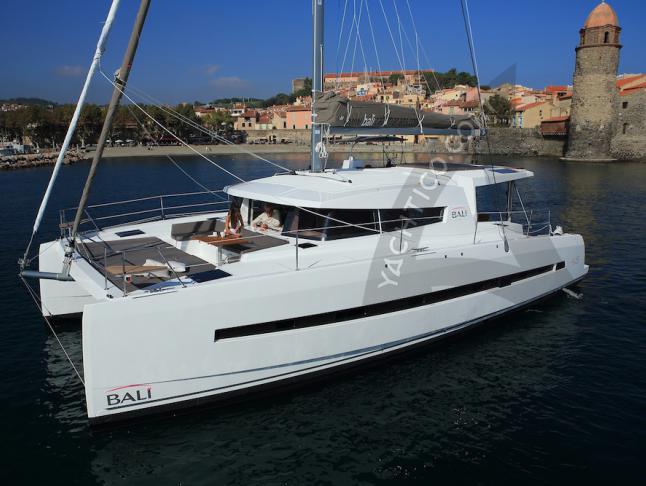 Kat Bali 4.5 chartern in Rogoznica