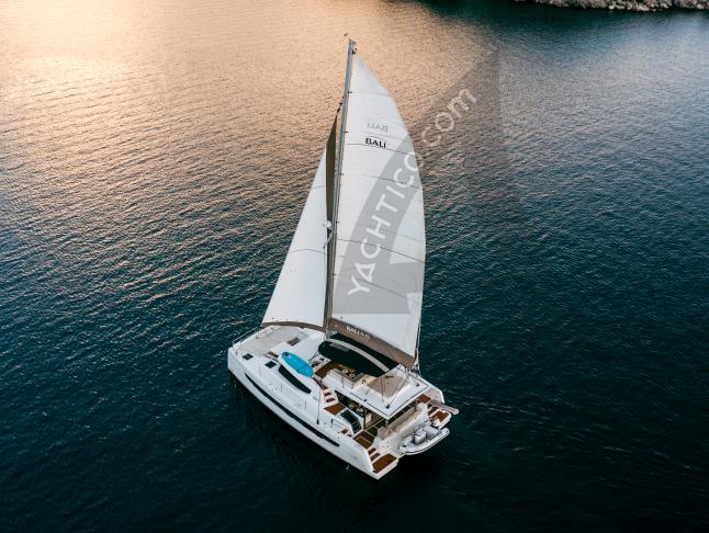Catamaran Bali 4.8 for rent in Lefkas