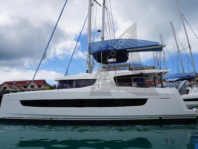 Cat Bali 4.8 for hire in Eden Island Resort