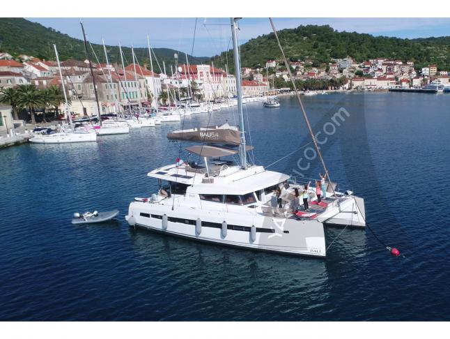 Cat Bali 5.4 available for charter in Marina Kastela