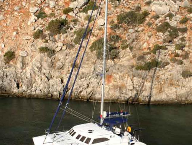 Kat Broadblue 385 in Bodrum Marina Milta chartern