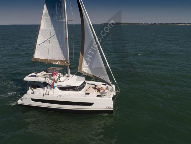 Catamaran Catspace available for charter in ACI Dubrovnik Marina