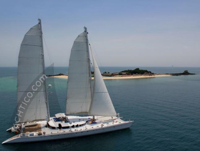 138 Ft Luxury Crewed Catamaran for charter in Phuket