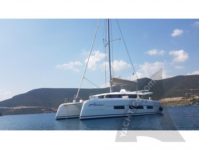 Katamaran Dufour 48 Yachtcharter in Athen