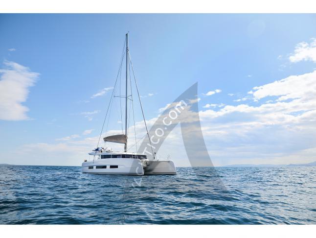Katamaran Dufour 48 Yachtcharter in Athen