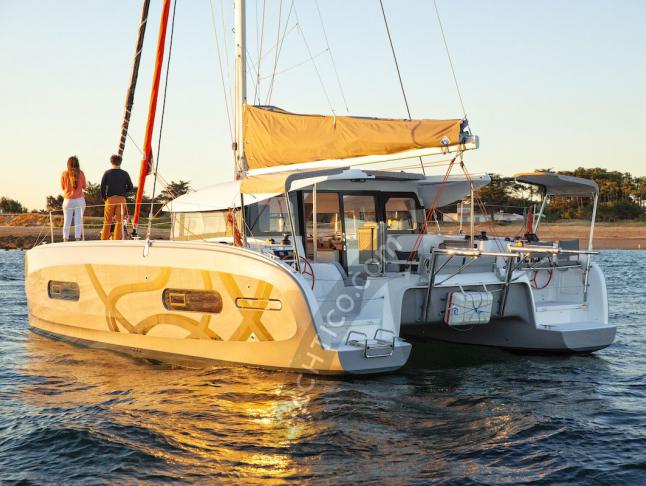 Cat Excess 11 for rent in Kos City