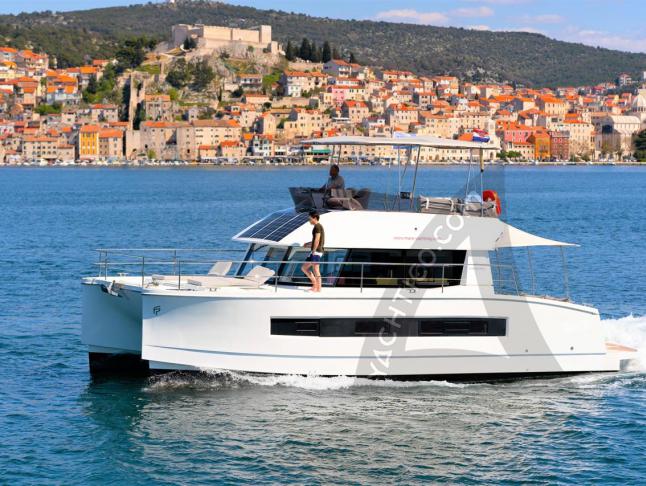 Kat Fountaine Pajot MY 37 Yachtcharter in Sibenik