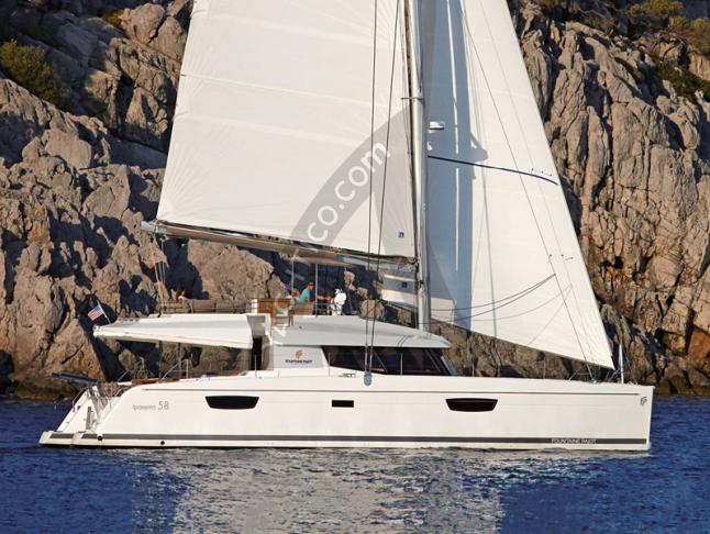 Cat Ipanema 58 for charter in Pisa