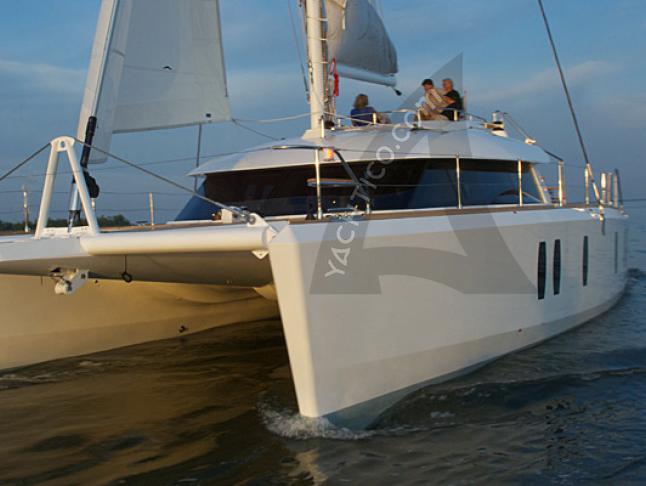 Catamaran Isara 45 available for charter in Port Lavrio