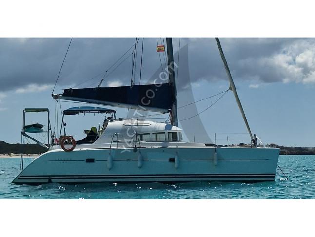 Cat Lagoon 380 for rent in Palma