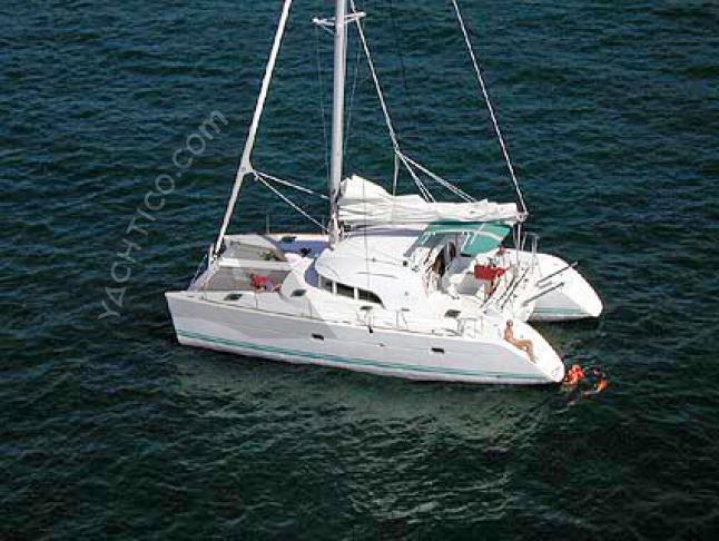 Katamaran Lagoon 380 S2 chartern in Marsala