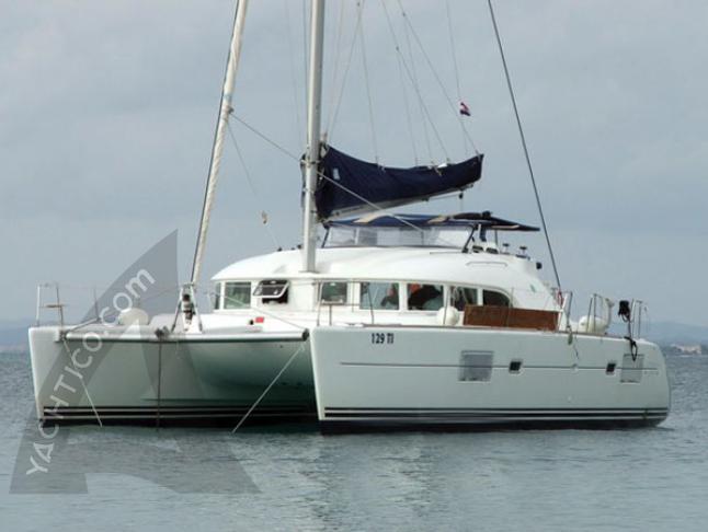 Cat Lagoon 380 S2 available for charter in Biograd na Moru