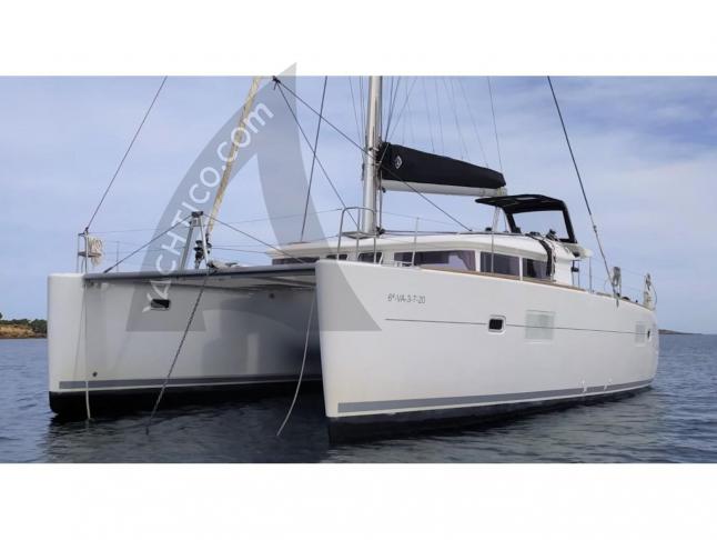 Katamaran Lagoon 400 S2 chartern in Sant Antoni de Portmany