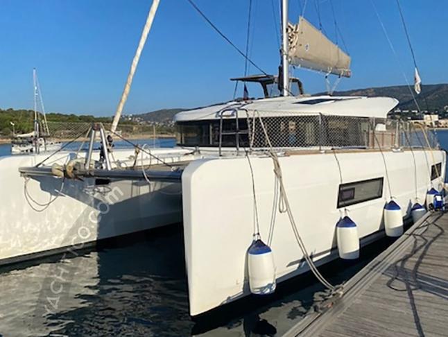 Katamaran Lagoon 40 Yachtcharter in Bormes les Mimosas