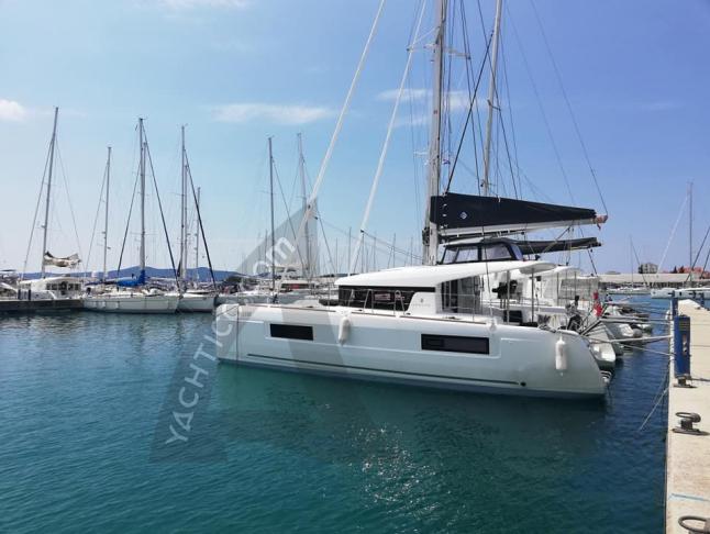 Kat Lagoon 40 Yachtcharter in Nanny Cay Town