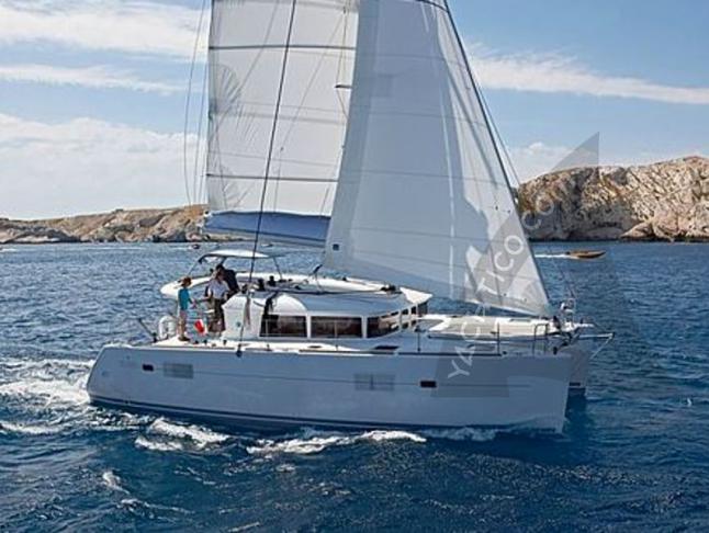 Katamaran Lagoon 400 Yachtcharter in Piombino
