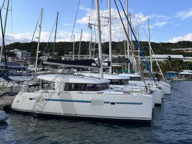 Kat Lagoon 400 S2 Yachtcharter in Le Marin