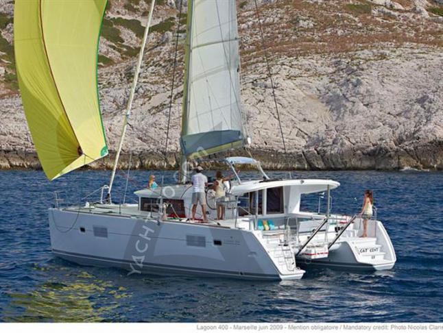 Kat Lagoon 400 S2 Yachtcharter in Marina Anse Marcel