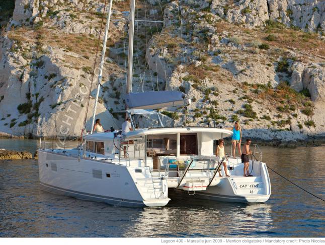 Catamaran Lagoon 400 S2 for charter in ACI Marina Trogir