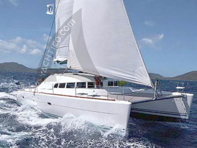 Katamaran Lagoon 410 S2 chartern in Lagoon Marina