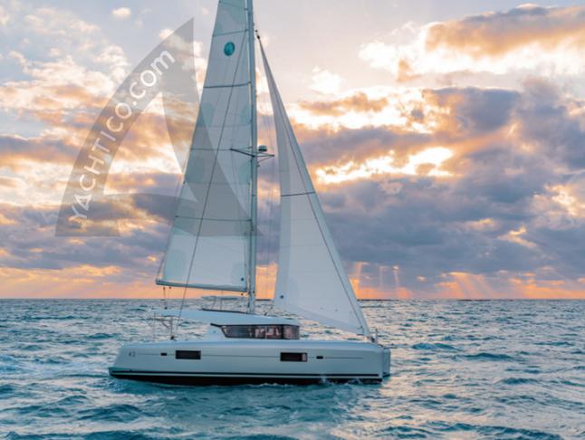 Katamaran Lagoon 42 Yachtcharter in Grenada Yacht Club