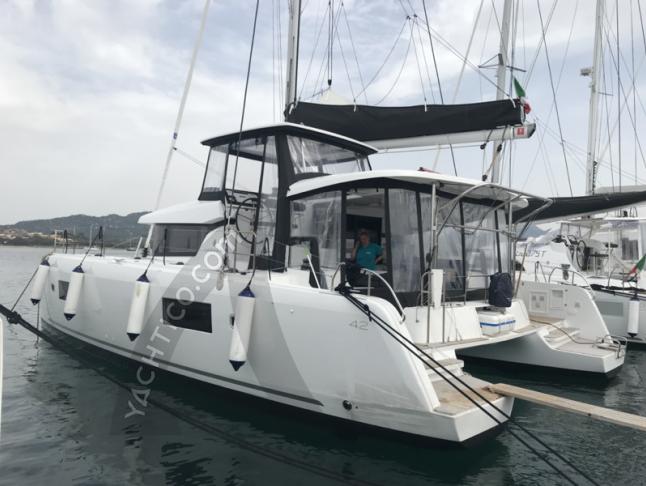 Cat Lagoon 42 available for charter in Portisco