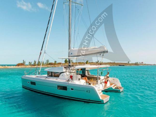 Catamaran Lagoon 42 for charter in Nettuno