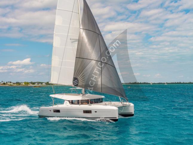 Kat Lagoon 42 Yachtcharter in Marina Red Hook
