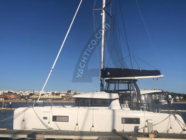 Cat Lagoon 42 for rent in Parham Town