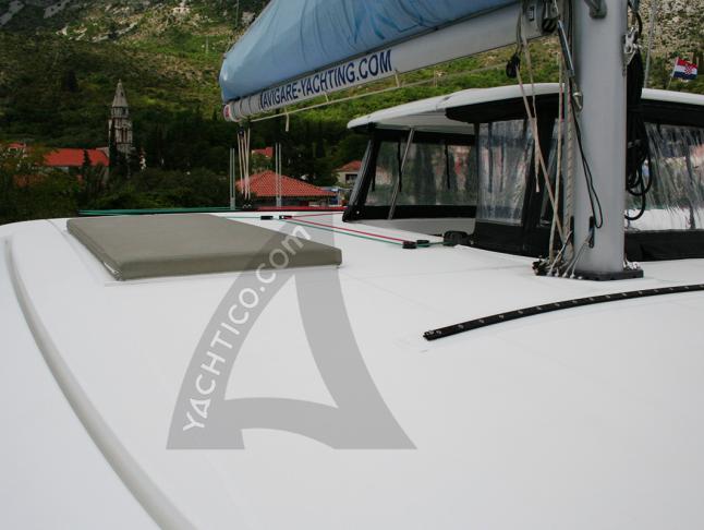 Katamaran Lagoon 42 Yachtcharter in ACI Marina Dubrovnik