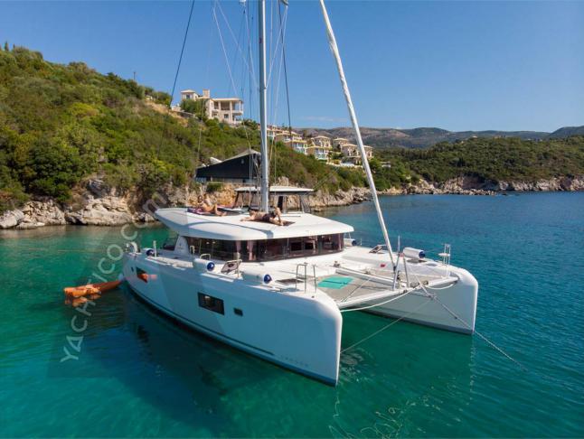 Cat Lagoon 42 for hire in Gouvia