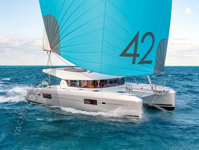 Katamaran Lagoon 42 Yachtcharter in Athen