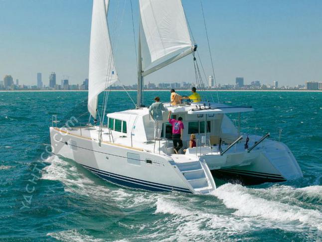 Kat Lagoon 440 in Palermo chartern