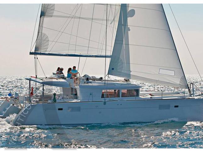 Catamaran Lagoon 450 F for rent in Volos
