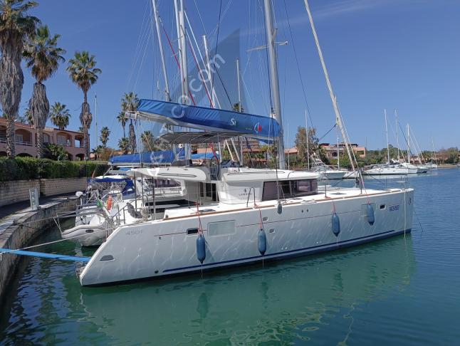 Katamaran Lagoon 450 F Yachtcharter in Portorosa