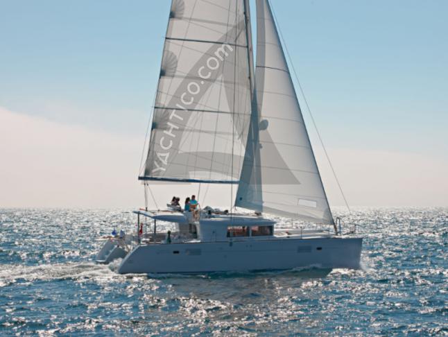 Katamaran Lagoon 450 F Yachtcharter in Lavrio